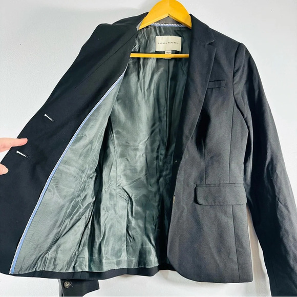 Banana Republic Two Button Black Classic Career Wool Blazer Size Women's 4 - Picture 5 of 8